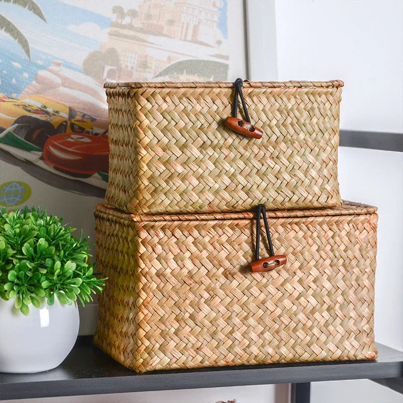 Retro Rattan Hand-woven Storage Baskets With Lid